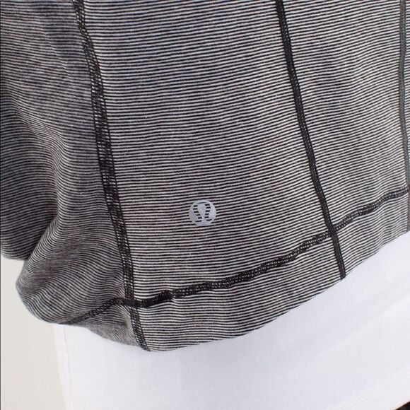 Lululemon Iconic Sweater Wrap - Picture 10 of 12
